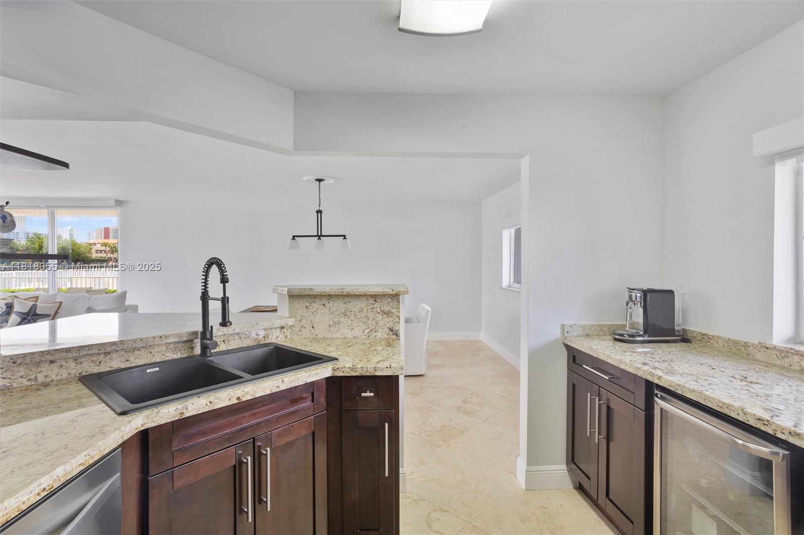 4000 NE 170th St #108, North Miami Beach, Florida image 9
