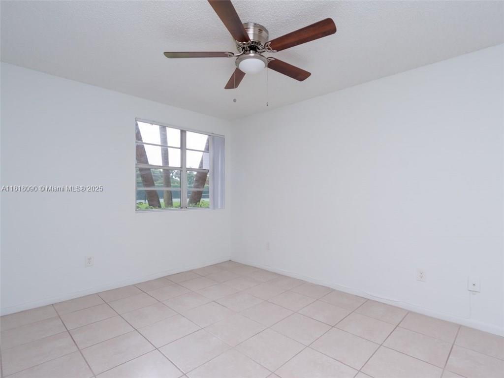 4000 NE 170th St #108, North Miami Beach, Florida image 13
