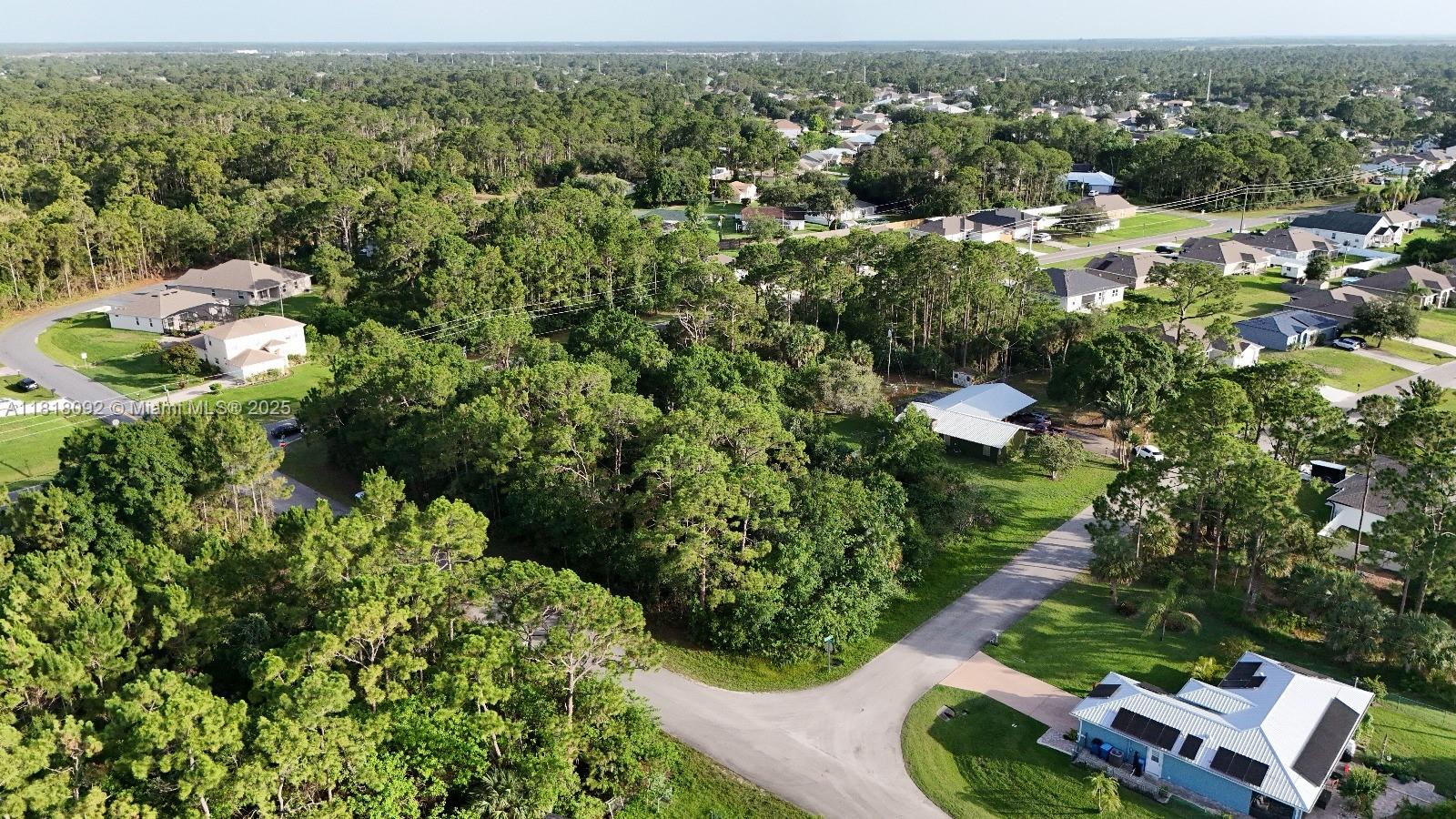 Palo Alto Se, Palm Bay, Florida image 2