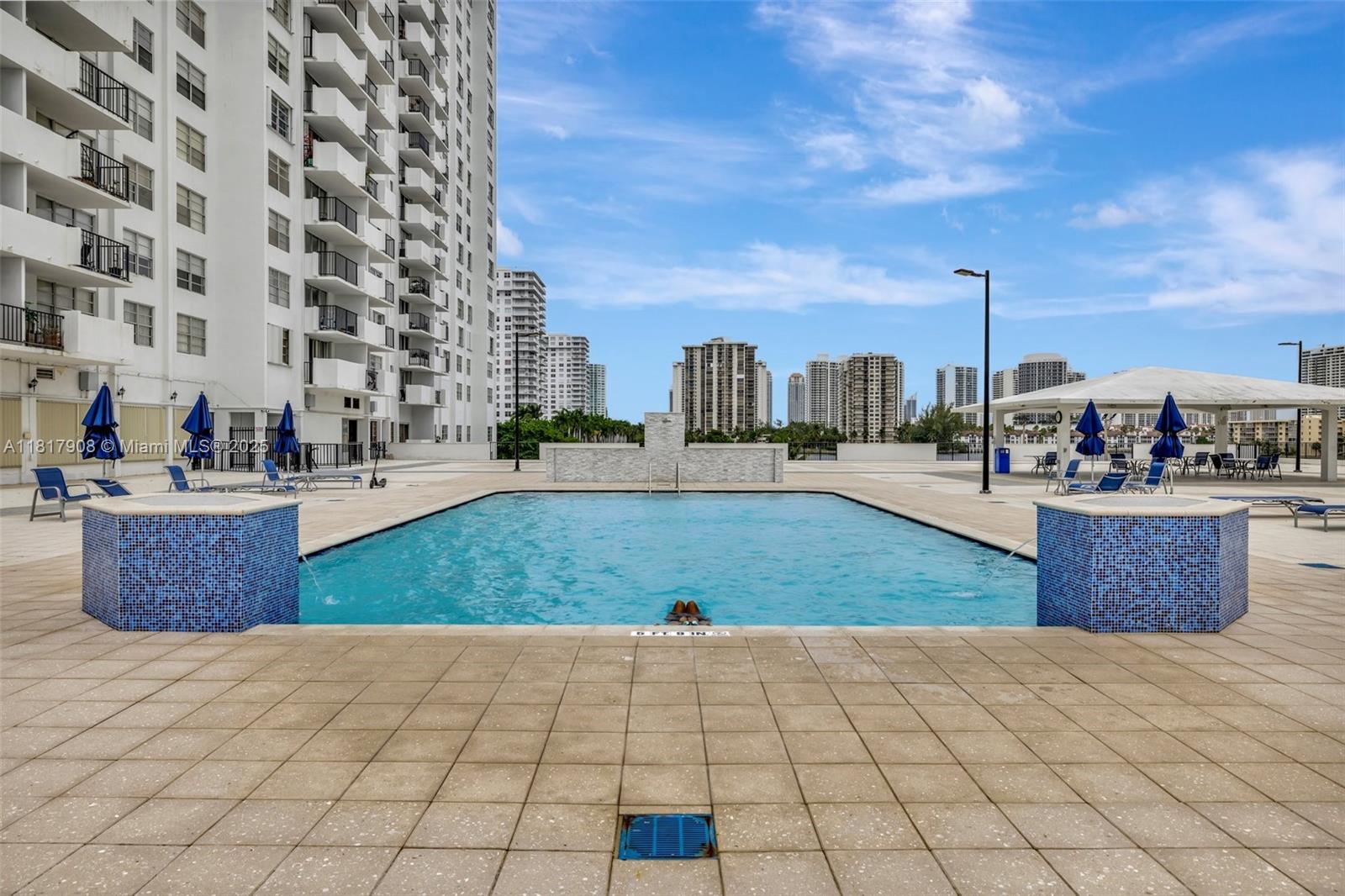 2730 NE 183rd St #TH03, Aventura, Florida image 45