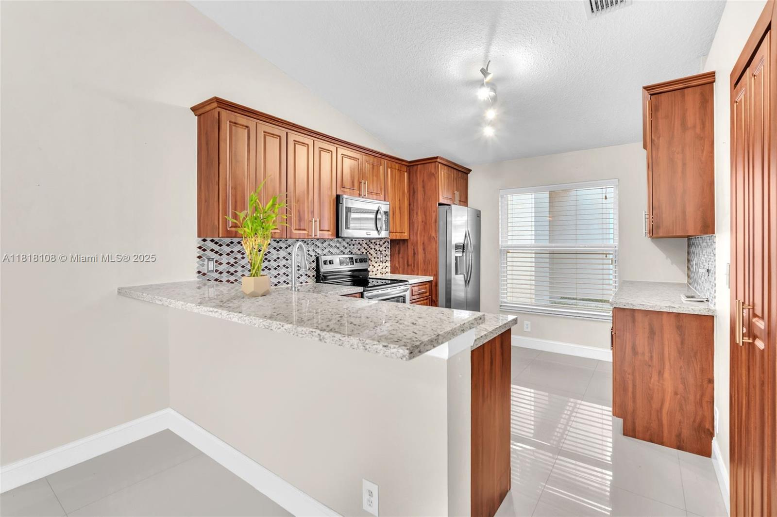 3016 SW 179th Ave, Miramar, Florida image 18