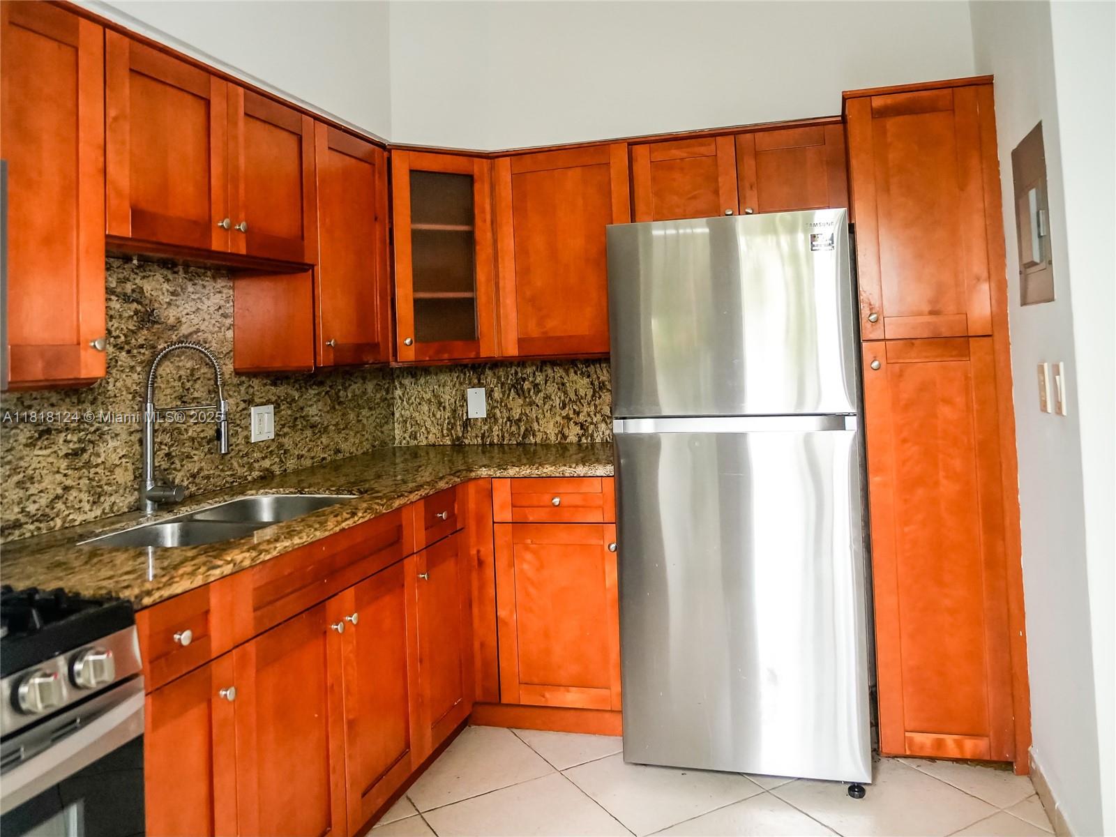 1420 16th St, Miami Beach, Florida image 6