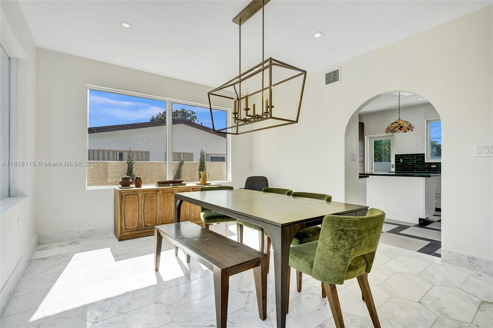 1731 NE 171st St, North Miami Beach, Florida image 11