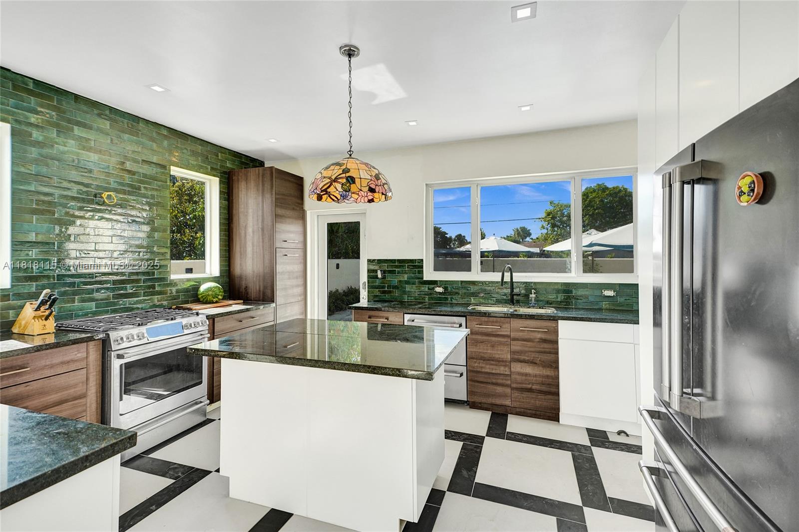 1731 NE 171st St, North Miami Beach, Florida image 15