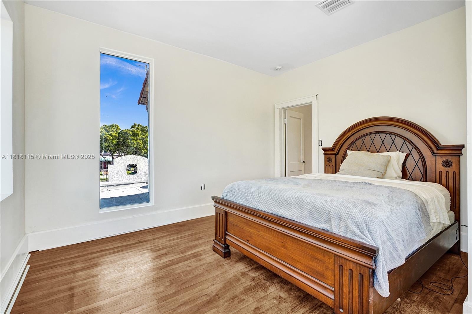 1731 NE 171st St, North Miami Beach, Florida image 22