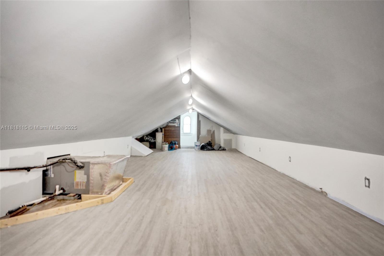 1731 NE 171st St, North Miami Beach, Florida image 34