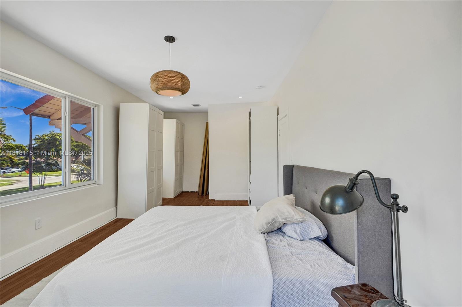 1731 NE 171st St, North Miami Beach, Florida image 37