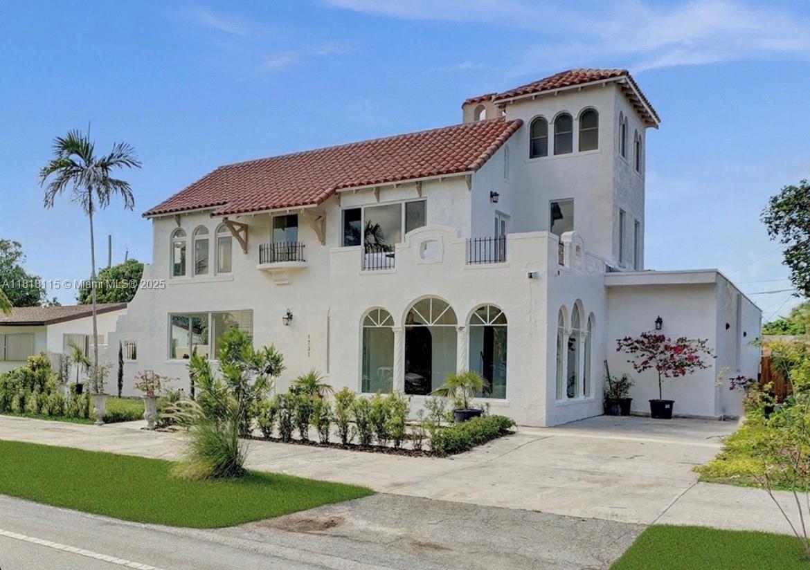 1731 NE 171st St, North Miami Beach, Florida image 38