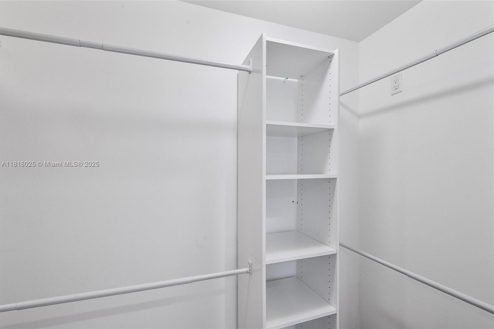 3030 NE 188th St #609, Aventura, Florida image 33