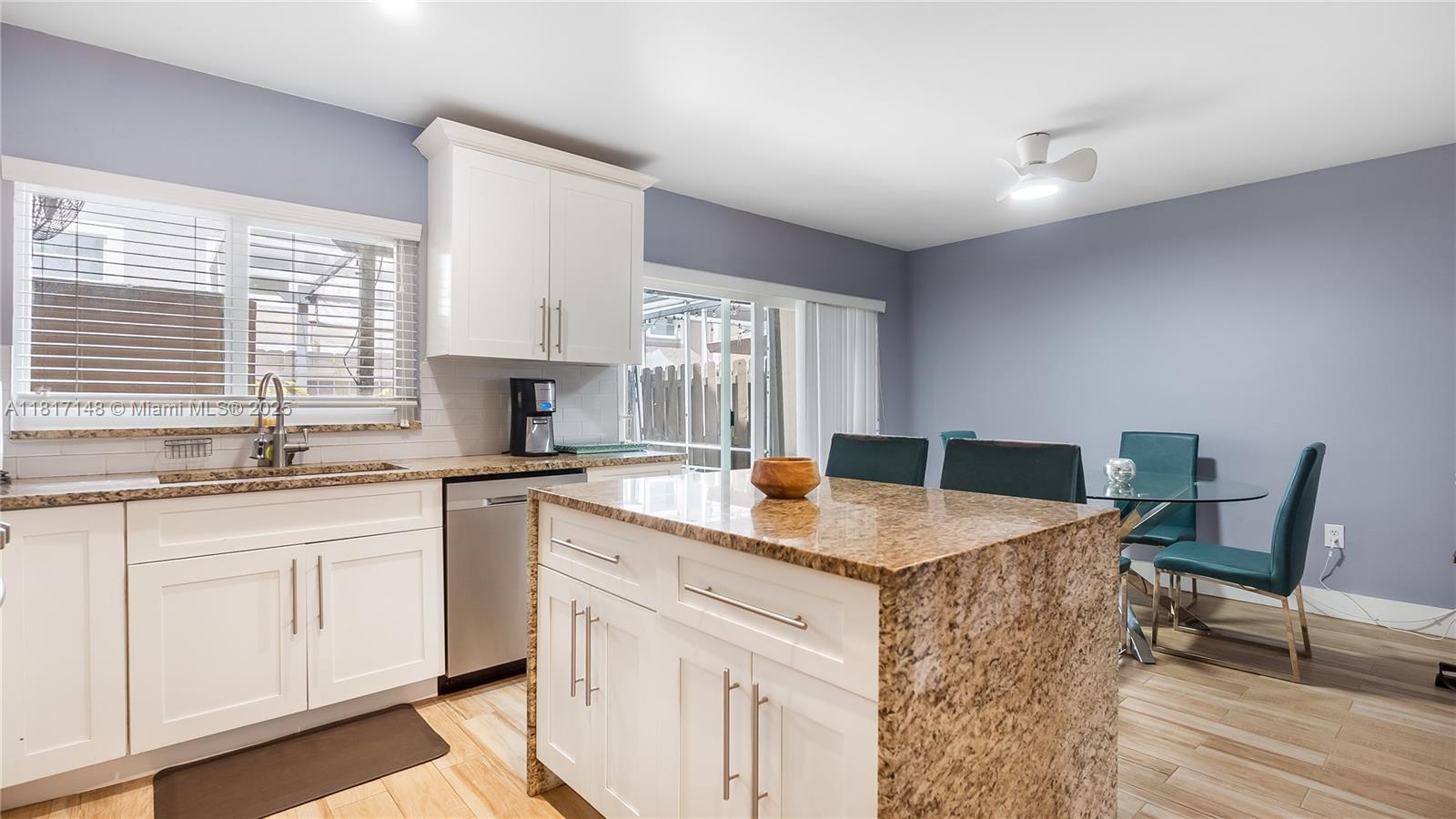 1325 NW 123rd Ter, Pembroke Pines, Florida image 18