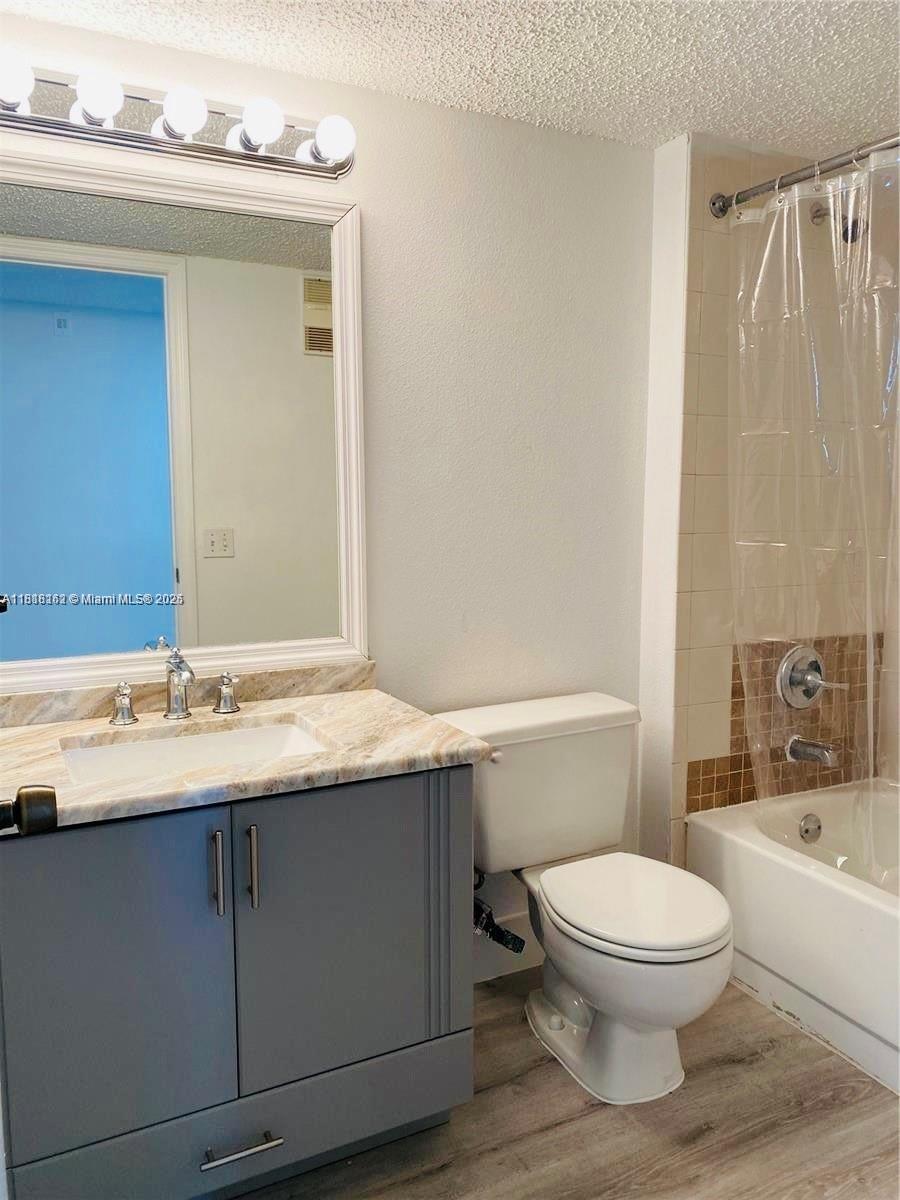4015 W Mcnab Rd #D203, Pompano Beach, Florida image 6