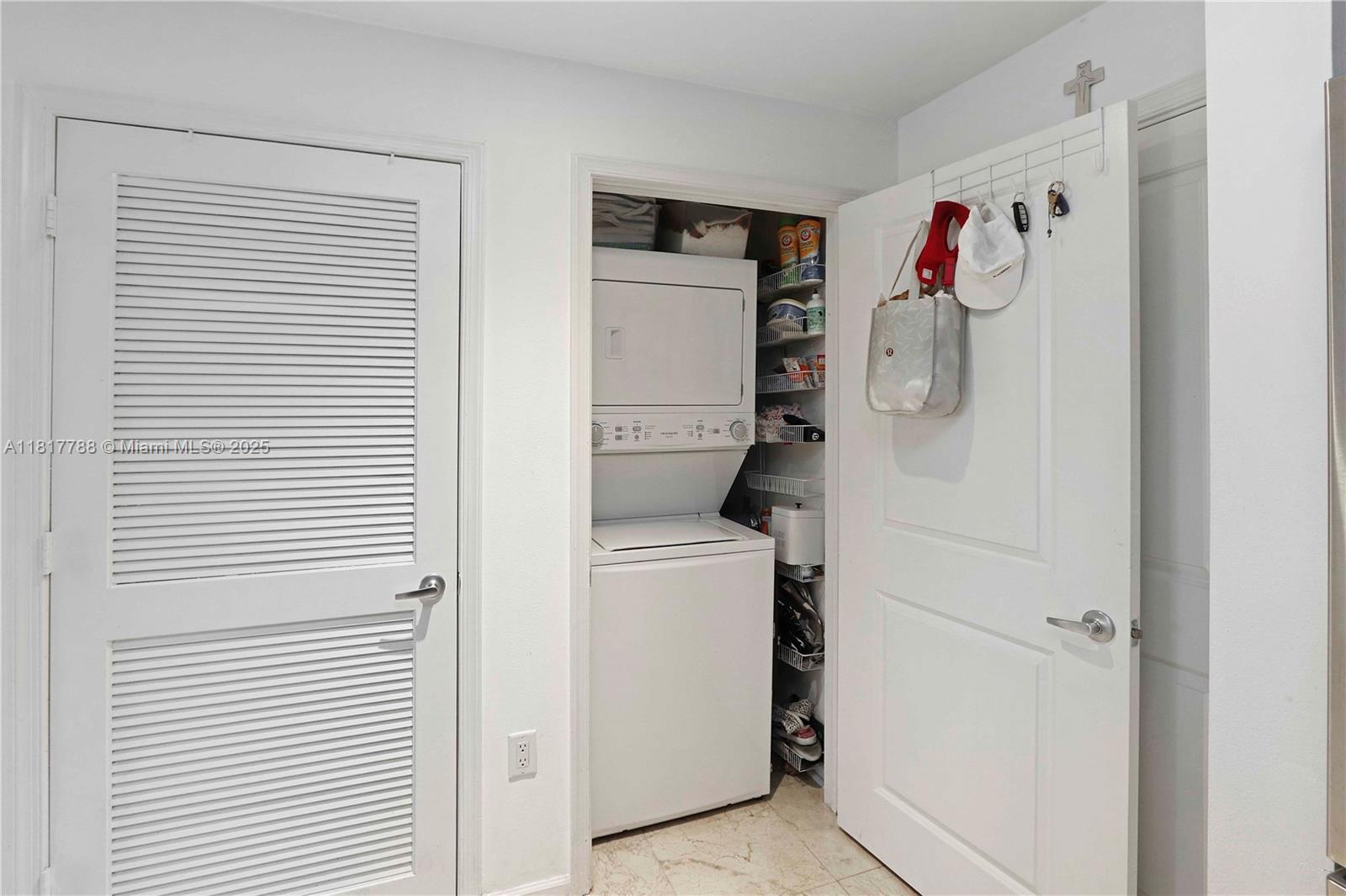 10 Aragon Ave #919, Coral Gables, Florida image 16