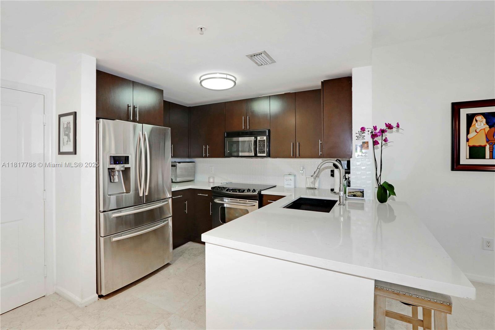 10 Aragon Ave #919, Coral Gables, Florida image 2