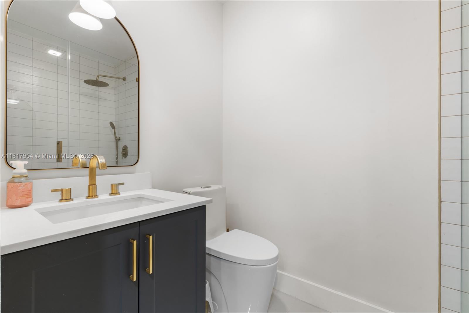 6301 Lake Geneva Rd, Miami Lakes, Florida image 21