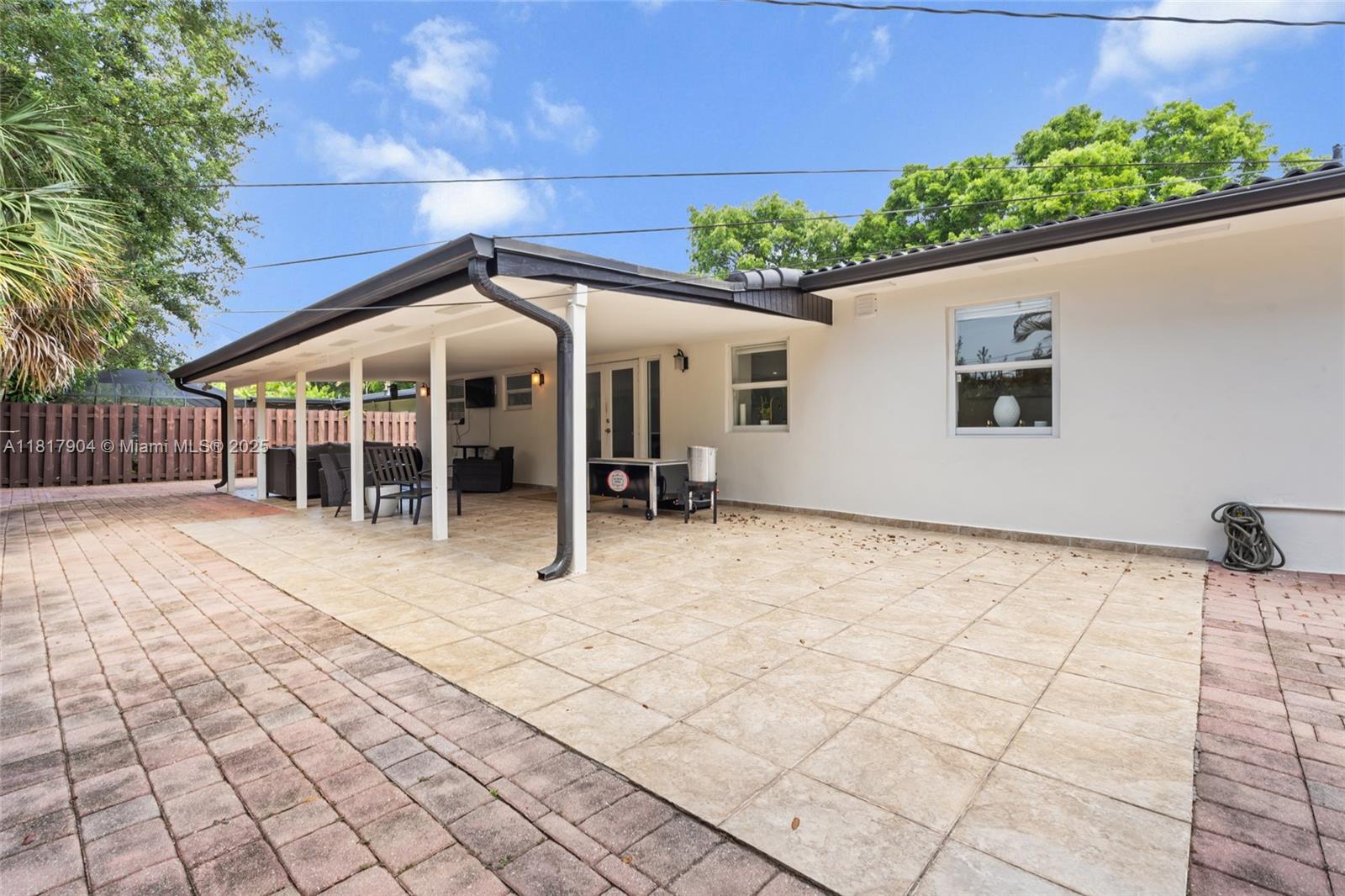 6301 Lake Geneva Rd, Miami Lakes, Florida image 35