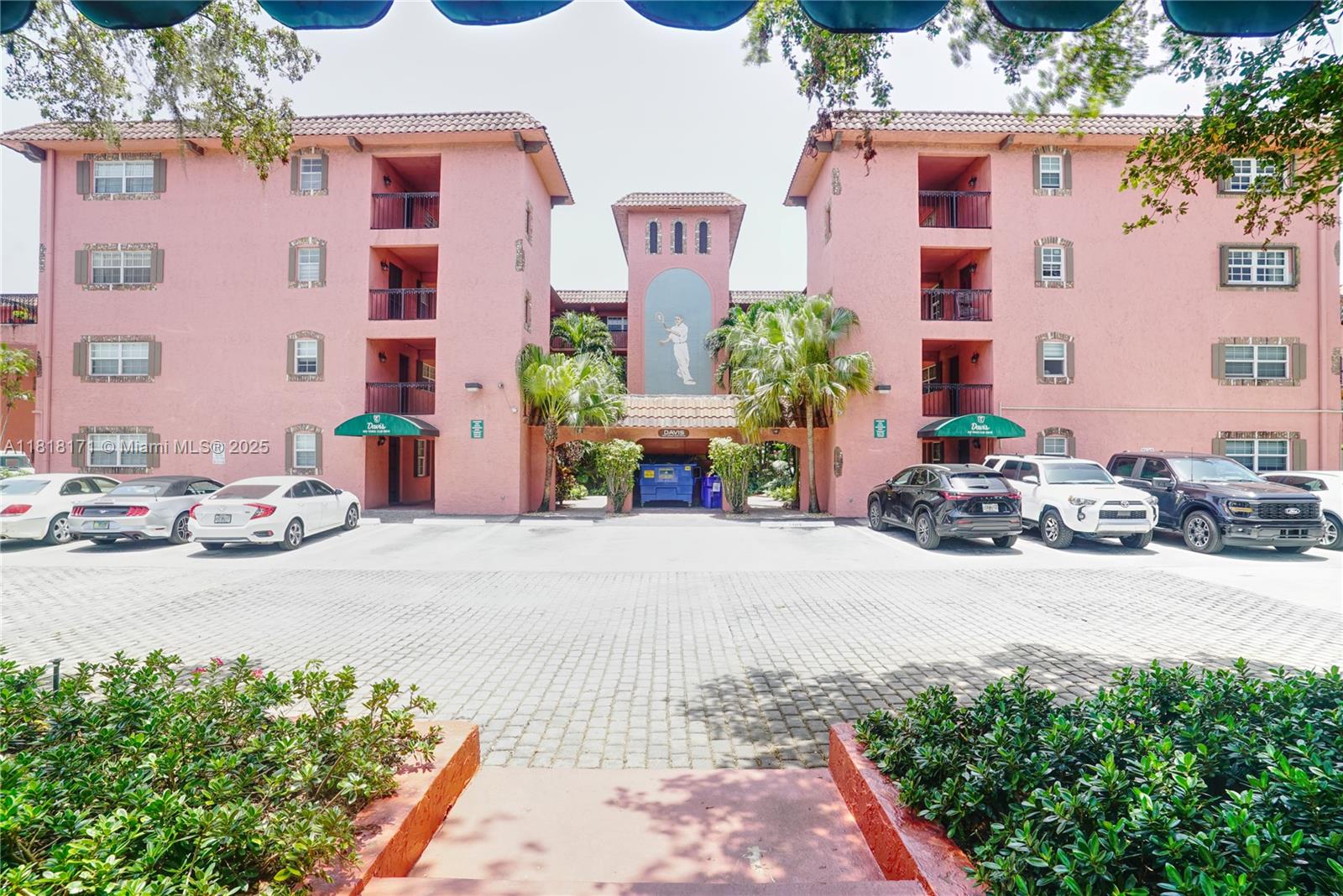 670 Tennis Club Dr #307, Fort Lauderdale, Florida image 1