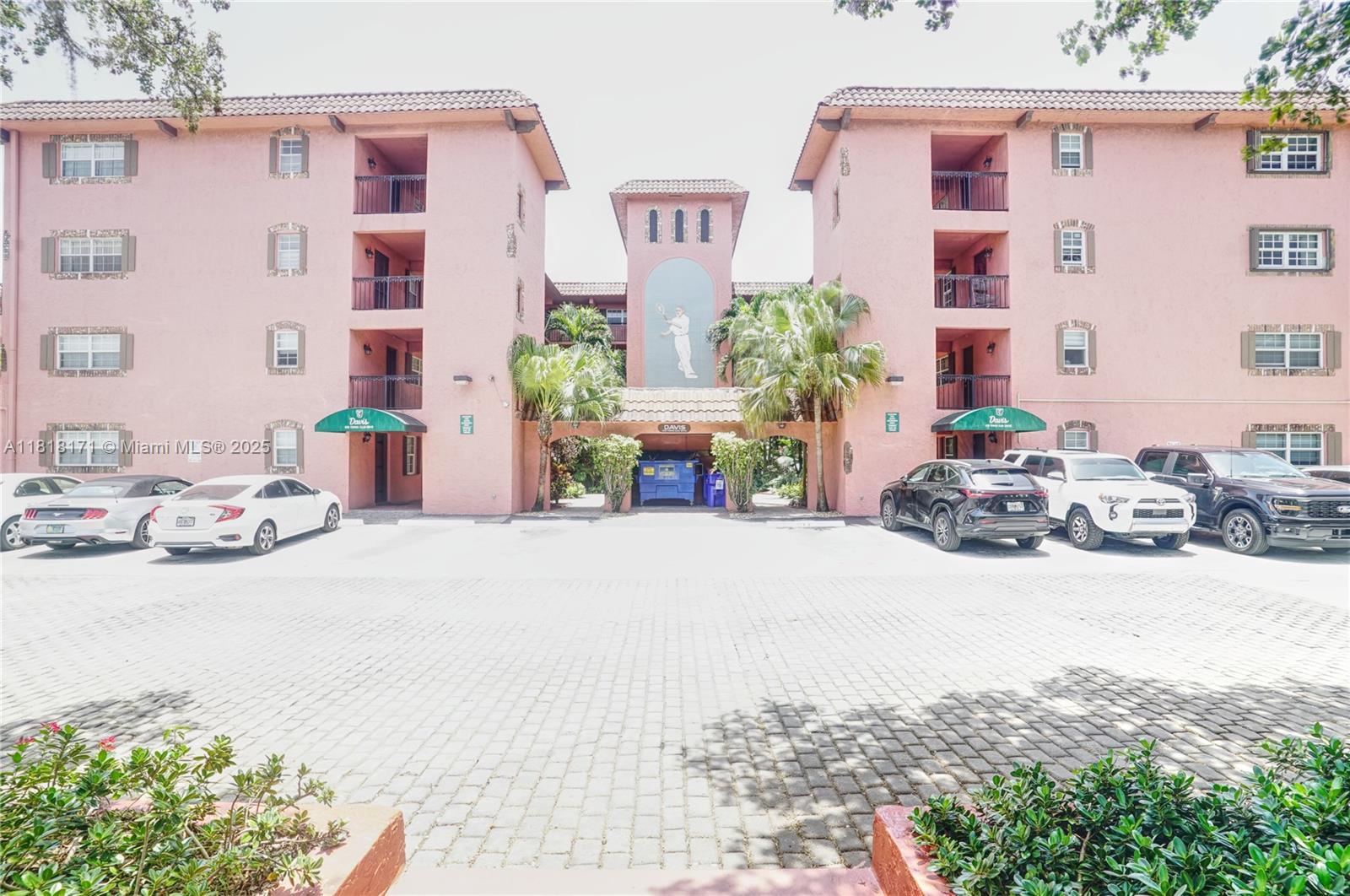 670 Tennis Club Dr #307, Fort Lauderdale, Florida image 4