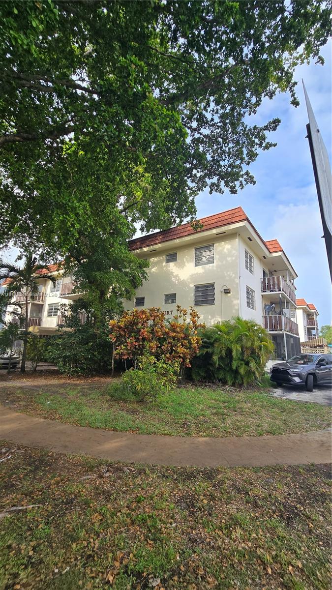 13655 NE 10th Ave #108, North Miami, Florida image 34