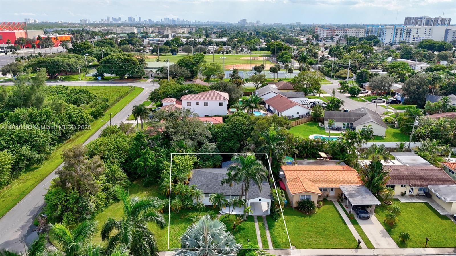 230 NE 2nd Pl, Dania Beach, Florida image 5