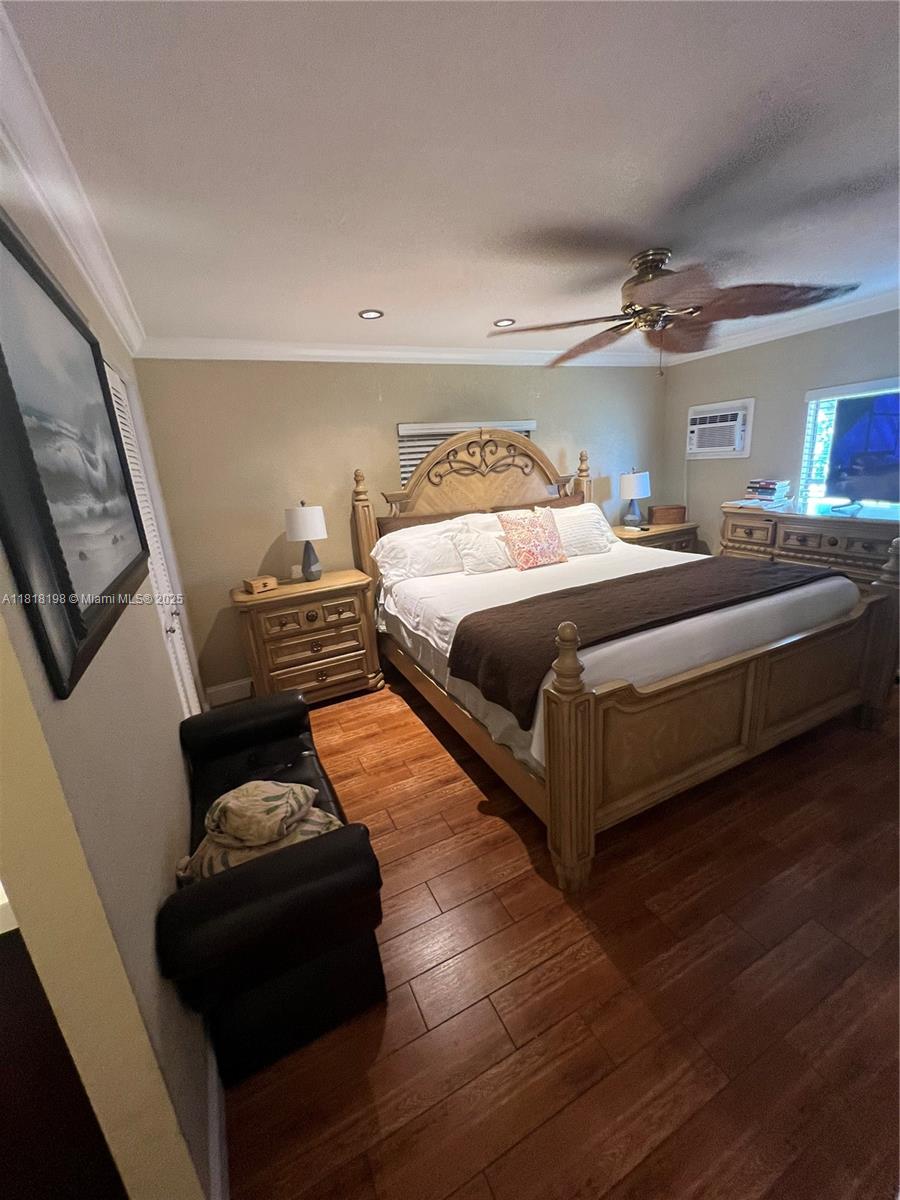 Residential, Davie, Florida image 15