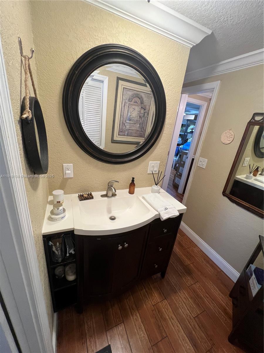 Residential, Davie, Florida image 20