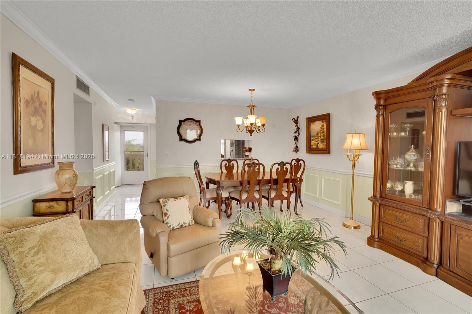 424 SE 10th St #402, Dania Beach, Florida image 6