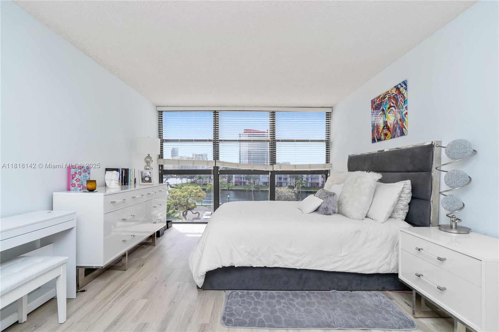 Property photo # 4