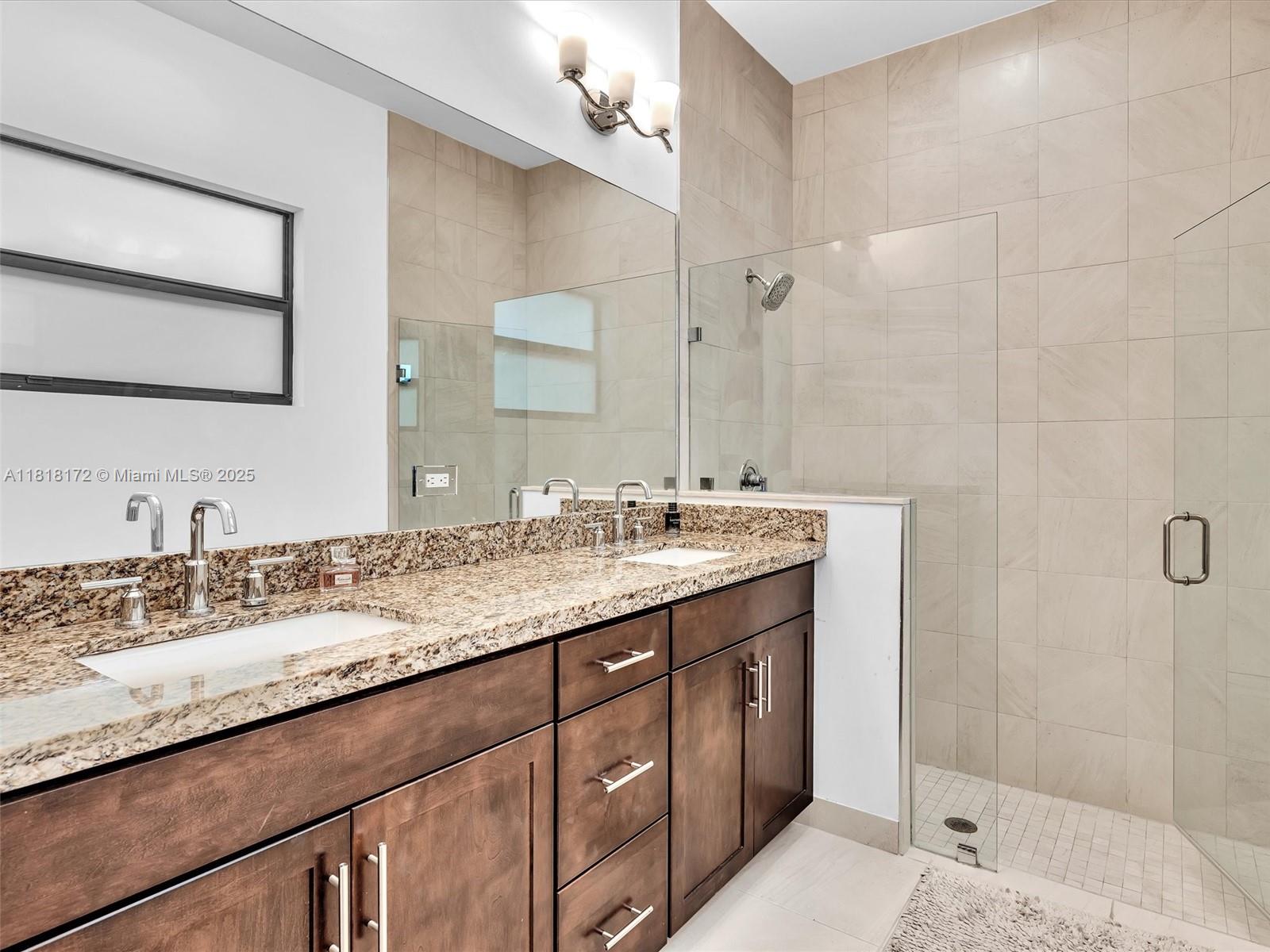 4936 Whispering Way, Dania Beach, Florida image 48