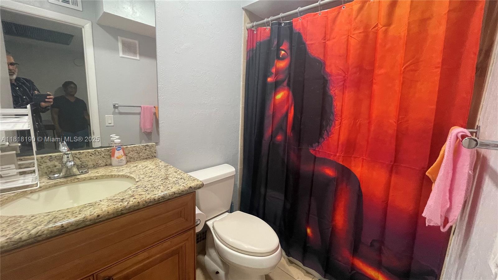 11040 S Lakeview Dr, Pembroke Pines, Florida image 28