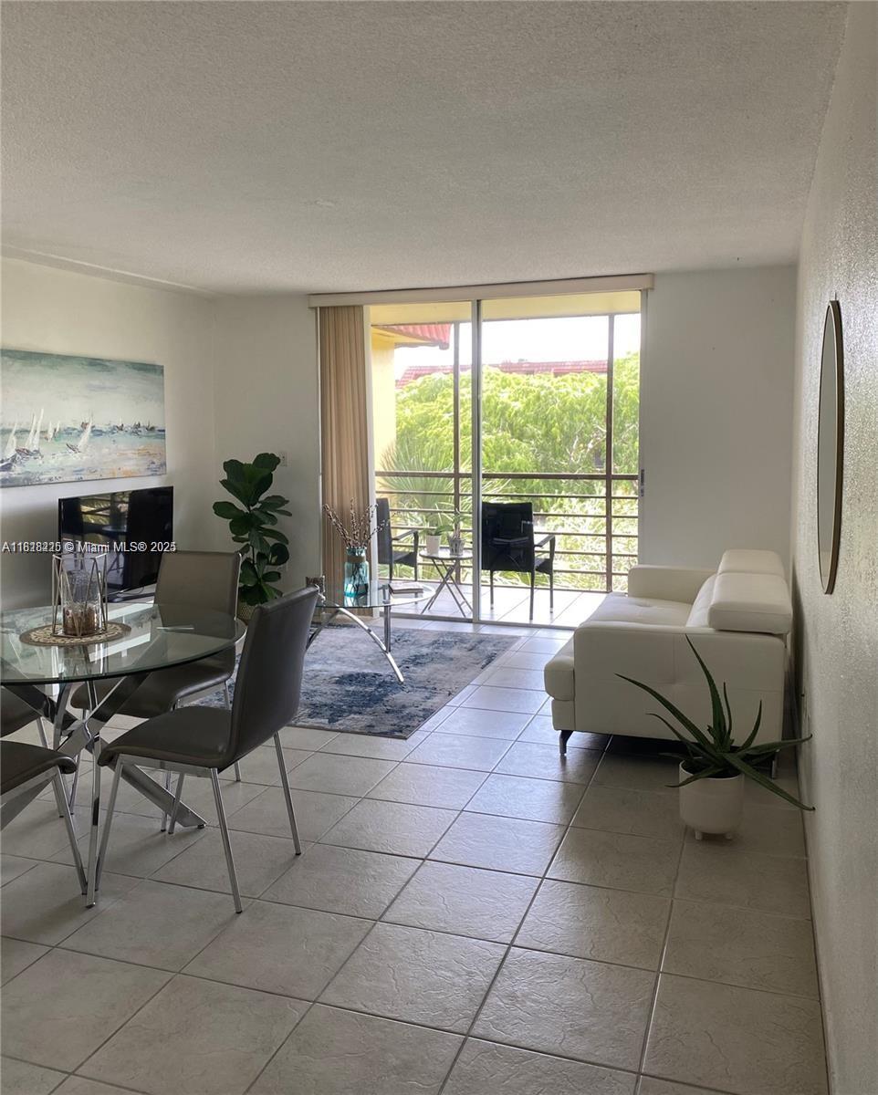 3195 Foxcroft Rd #F311, Miramar, Florida image 1