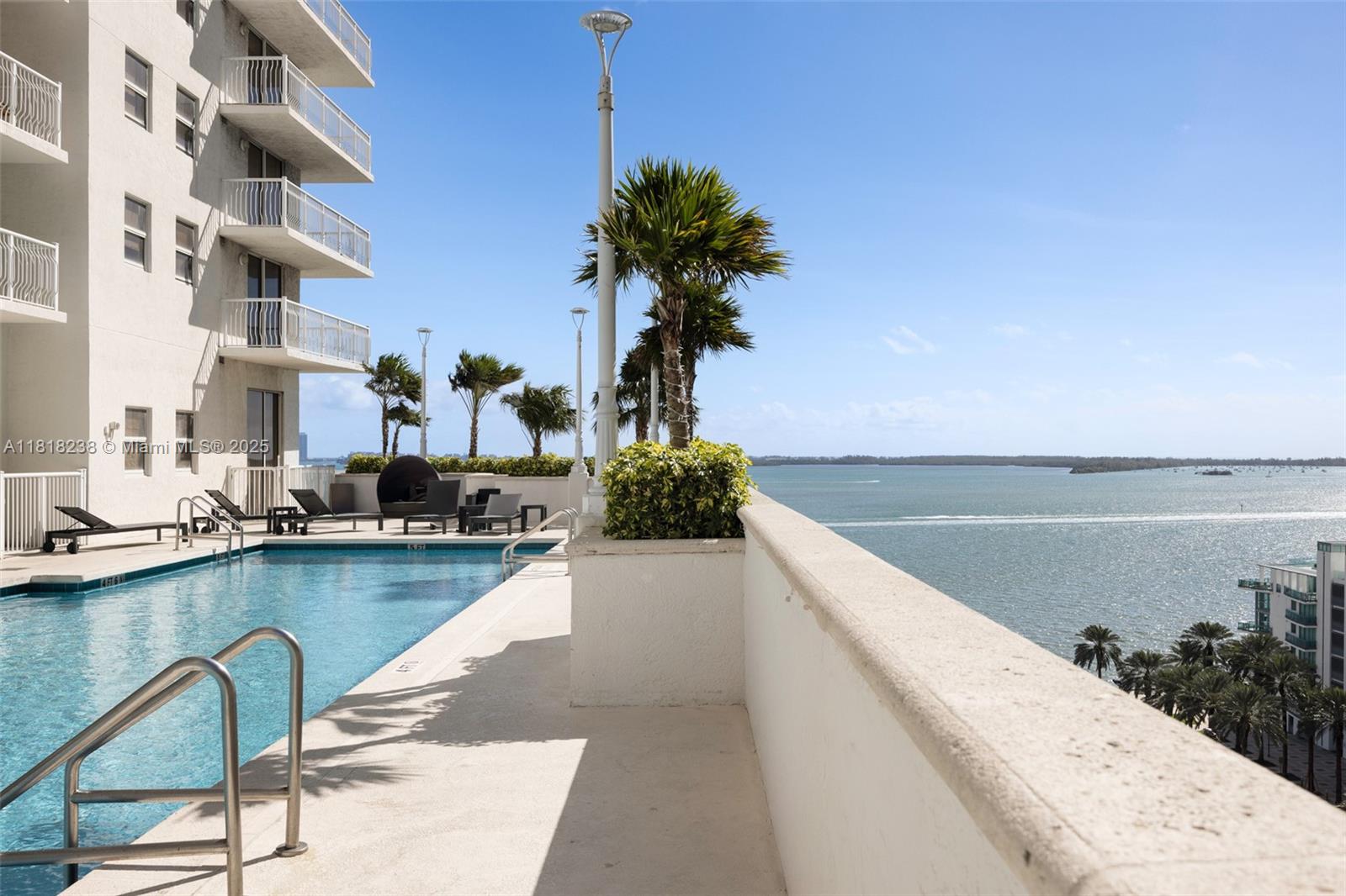 The Club At Brickell Bay