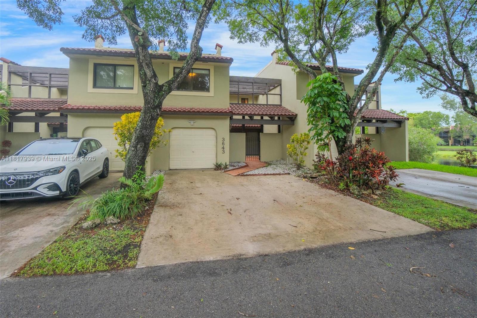 3643 Estepona Ave #B28-A, Doral, Florida image 2