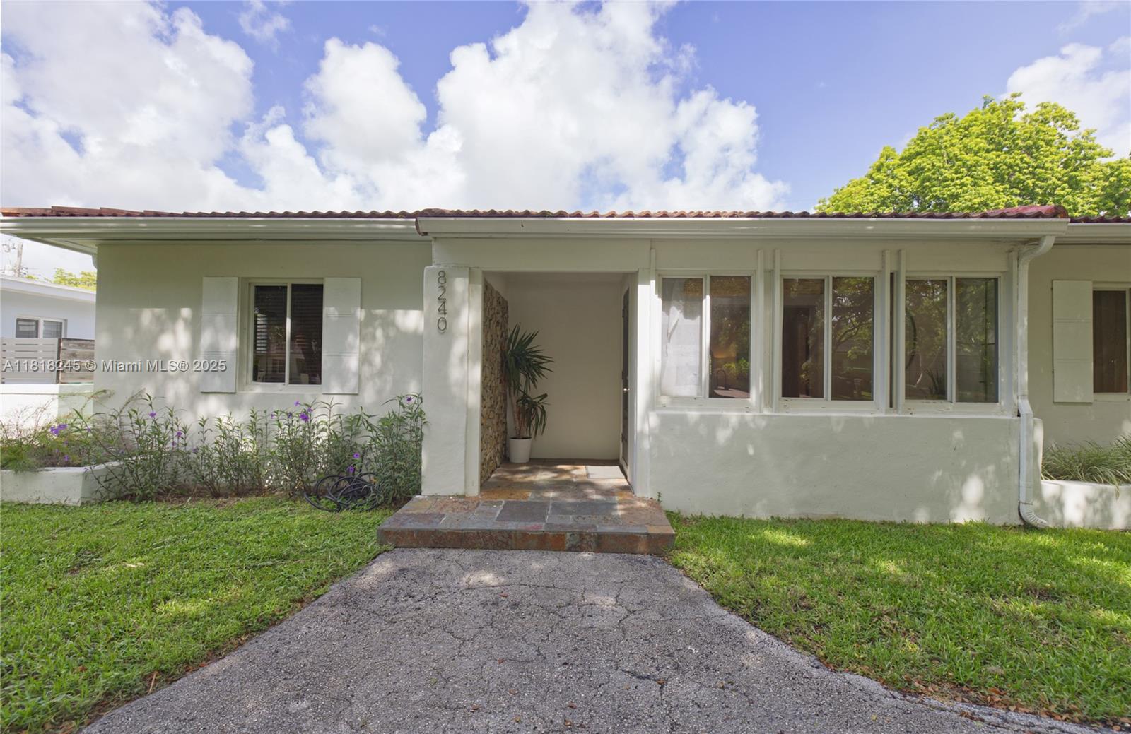 Property photo # 0