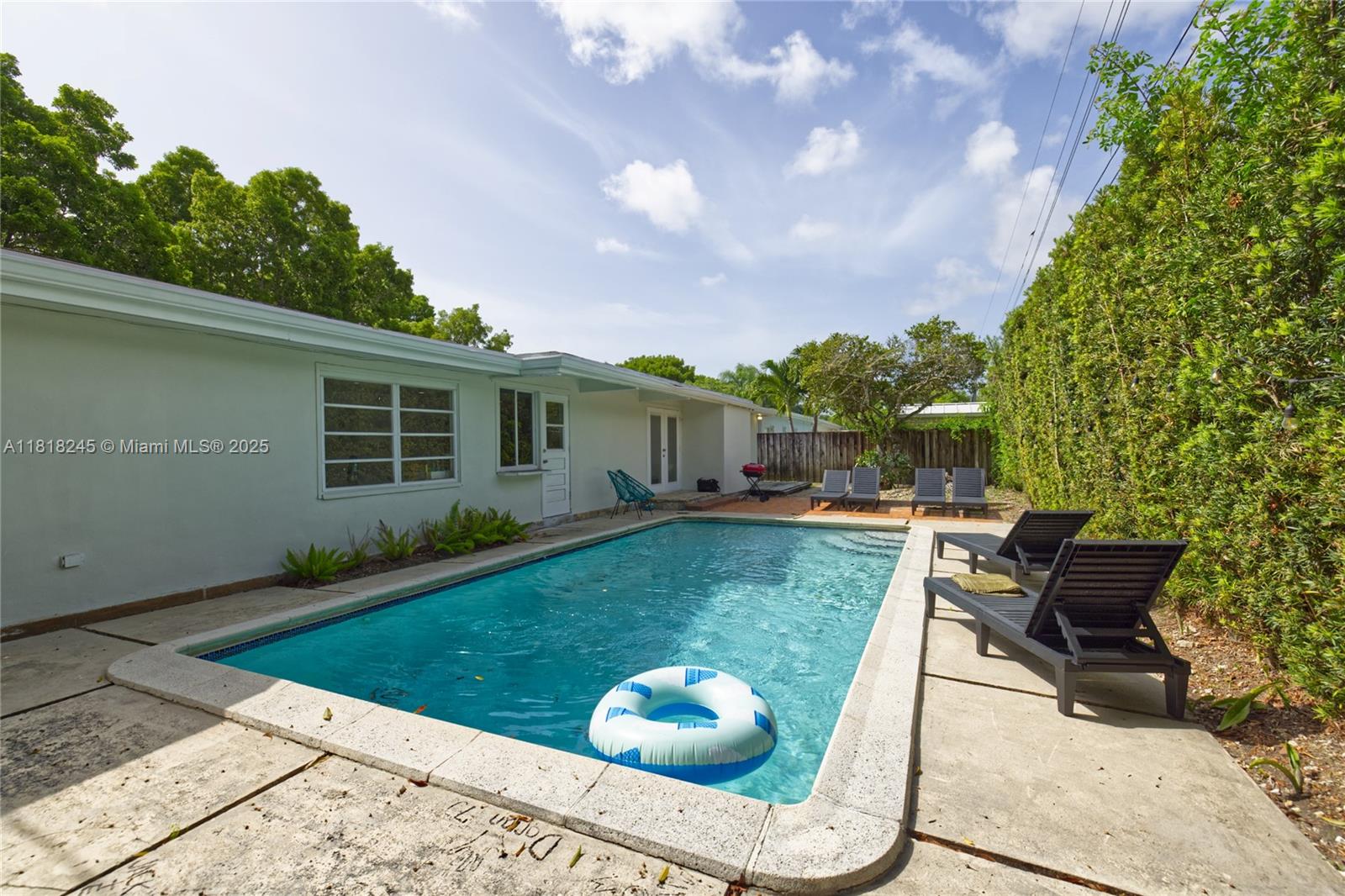 Property photo # 9