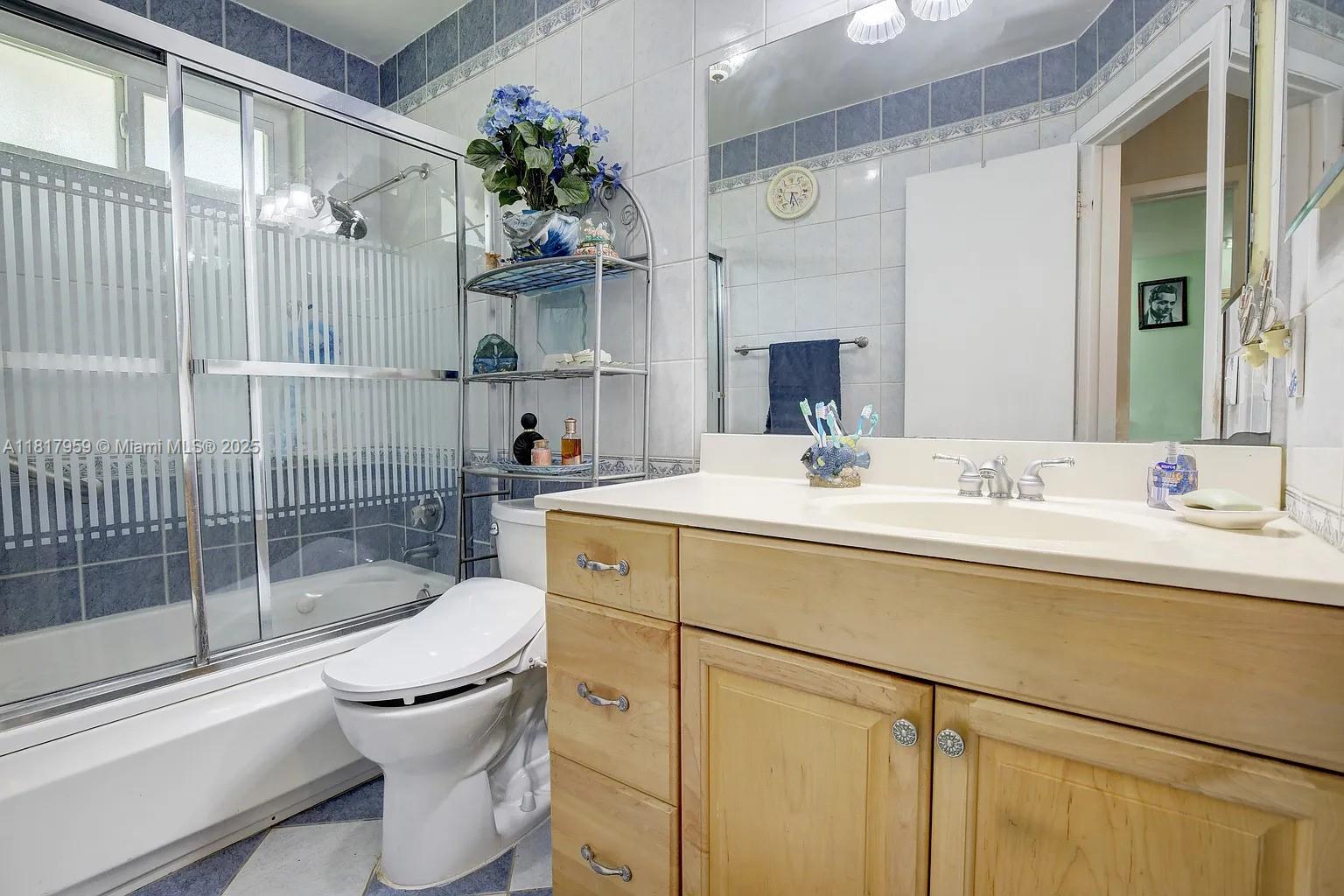 Property photo # 9