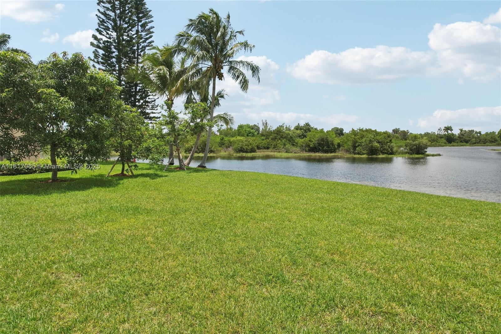 16710 NW 12th St, Pembroke Pines, Florida image 3