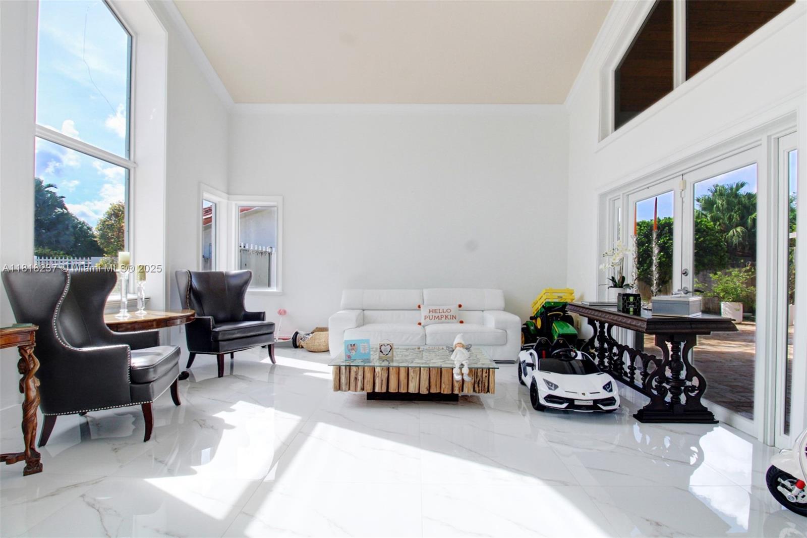 3736 SW 107th Ct, Miami, Florida image 3