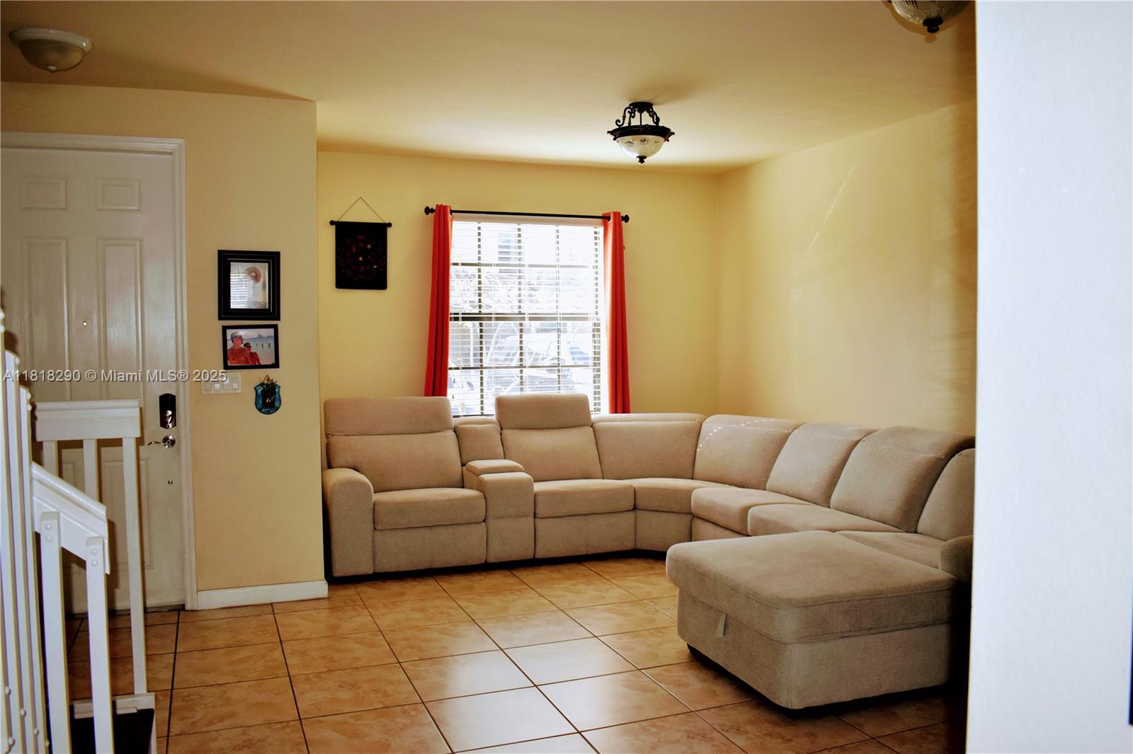 8873 W 35th Ln, Hialeah, Florida image 3