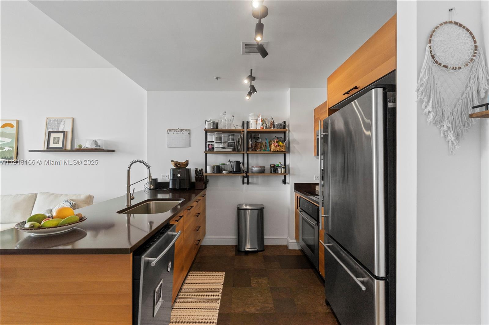 Property photo # 2