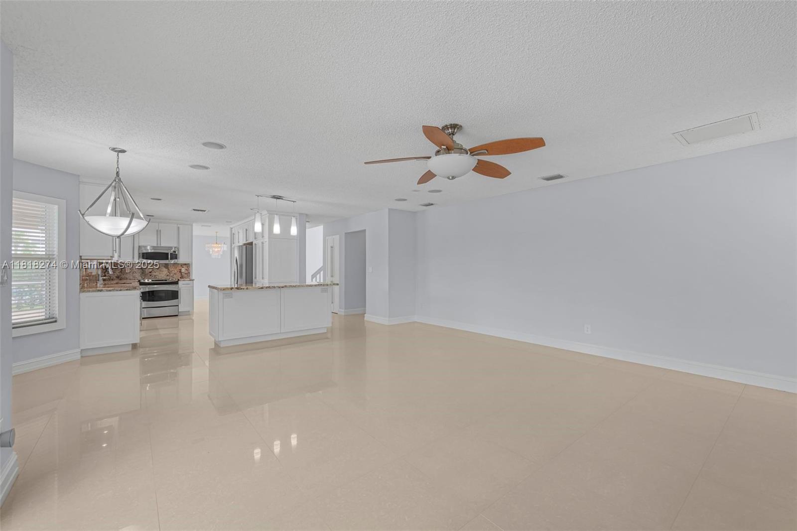 2256 SW 183rd Ter, Miramar, Florida image 30