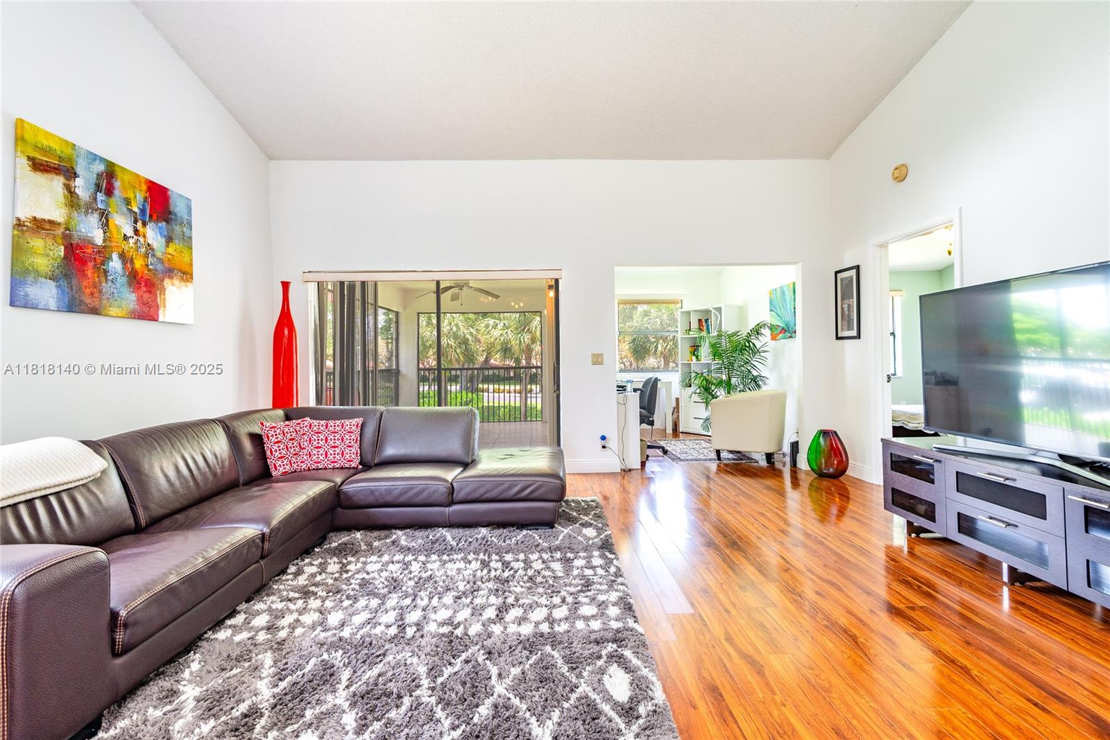Property photo # 9