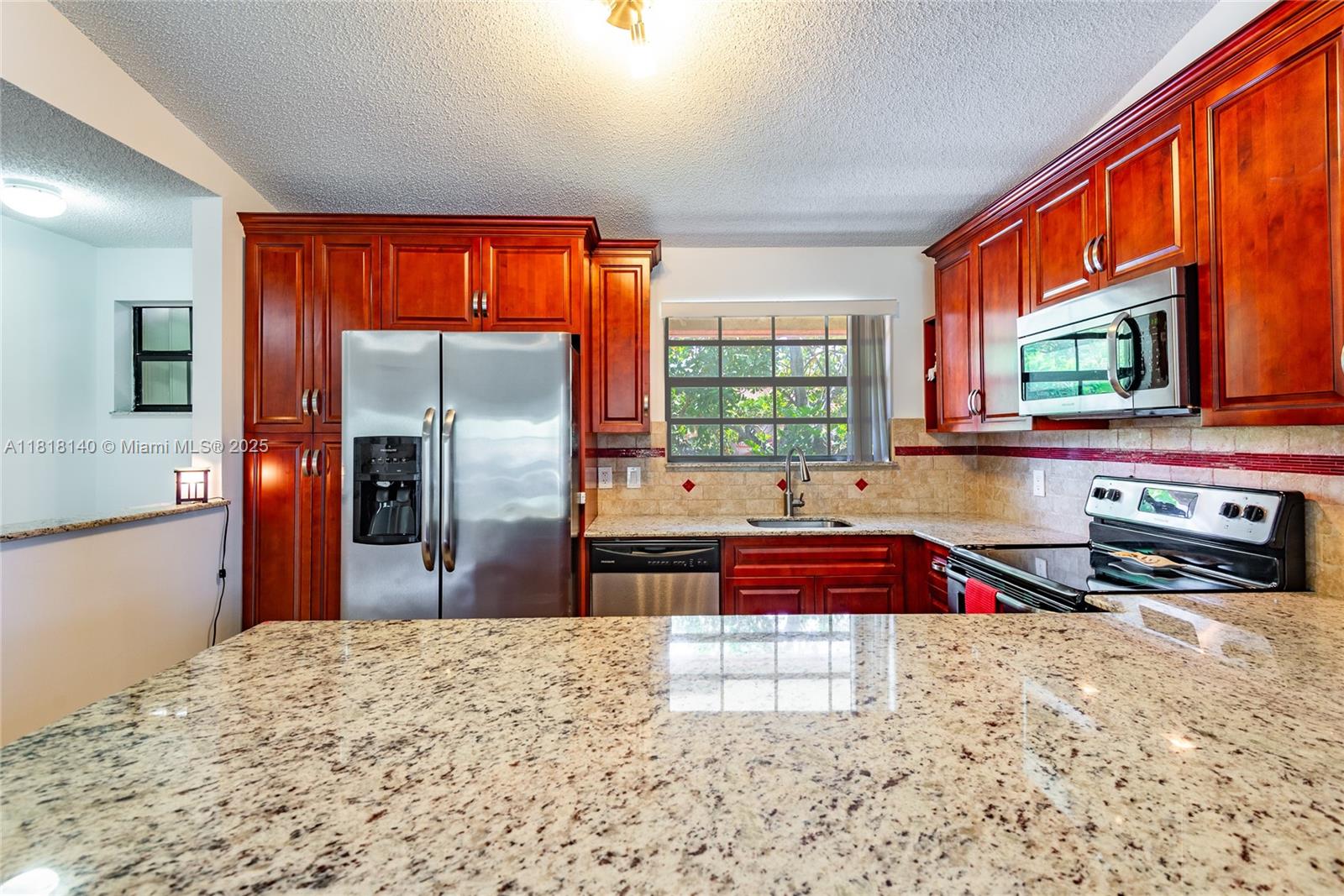 Property photo # 6