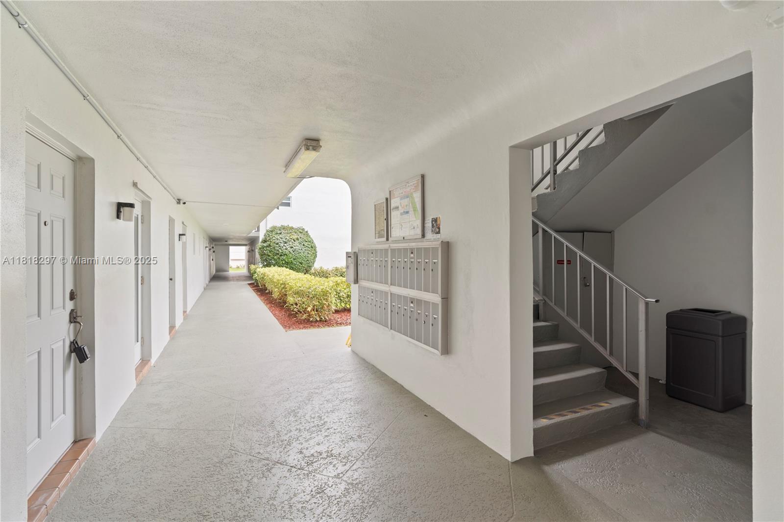 1200 Hillcrest Ct #107, Hollywood, Florida image 3
