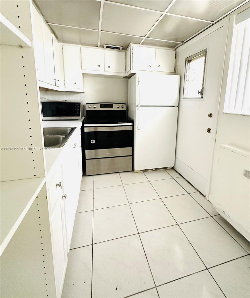 Property photo # 6