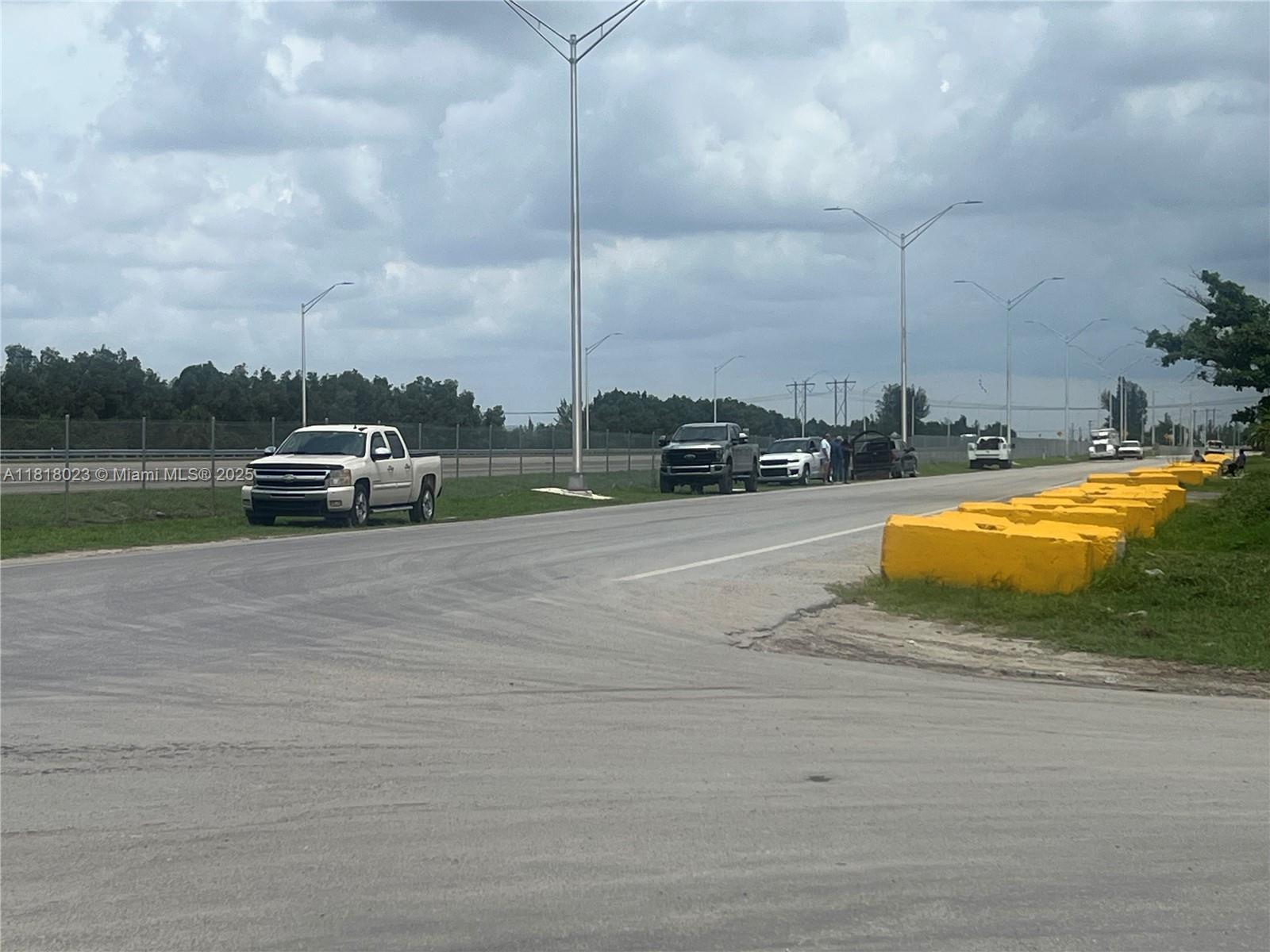 Land, Hialeah, Florida image 7