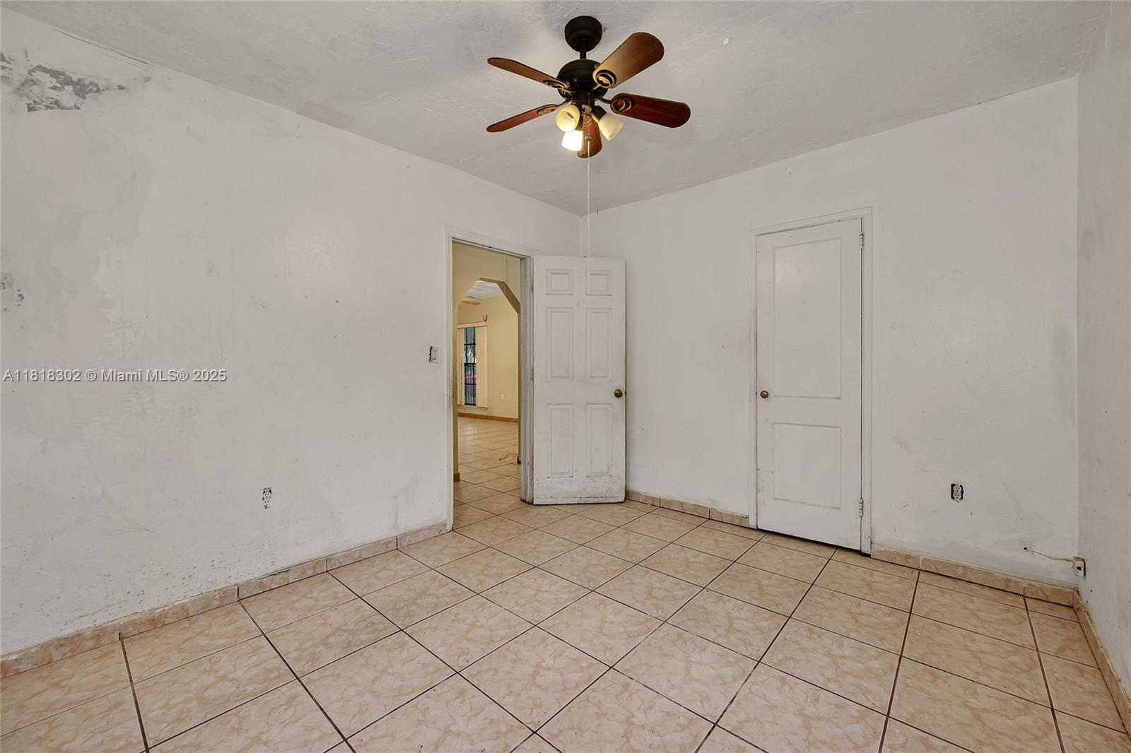 420 NE 135th St, North Miami, Florida image 13