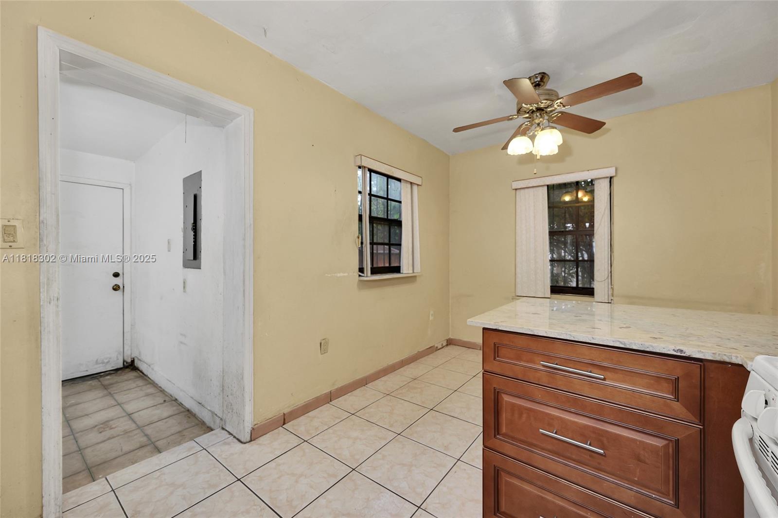 420 NE 135th St, North Miami, Florida image 23