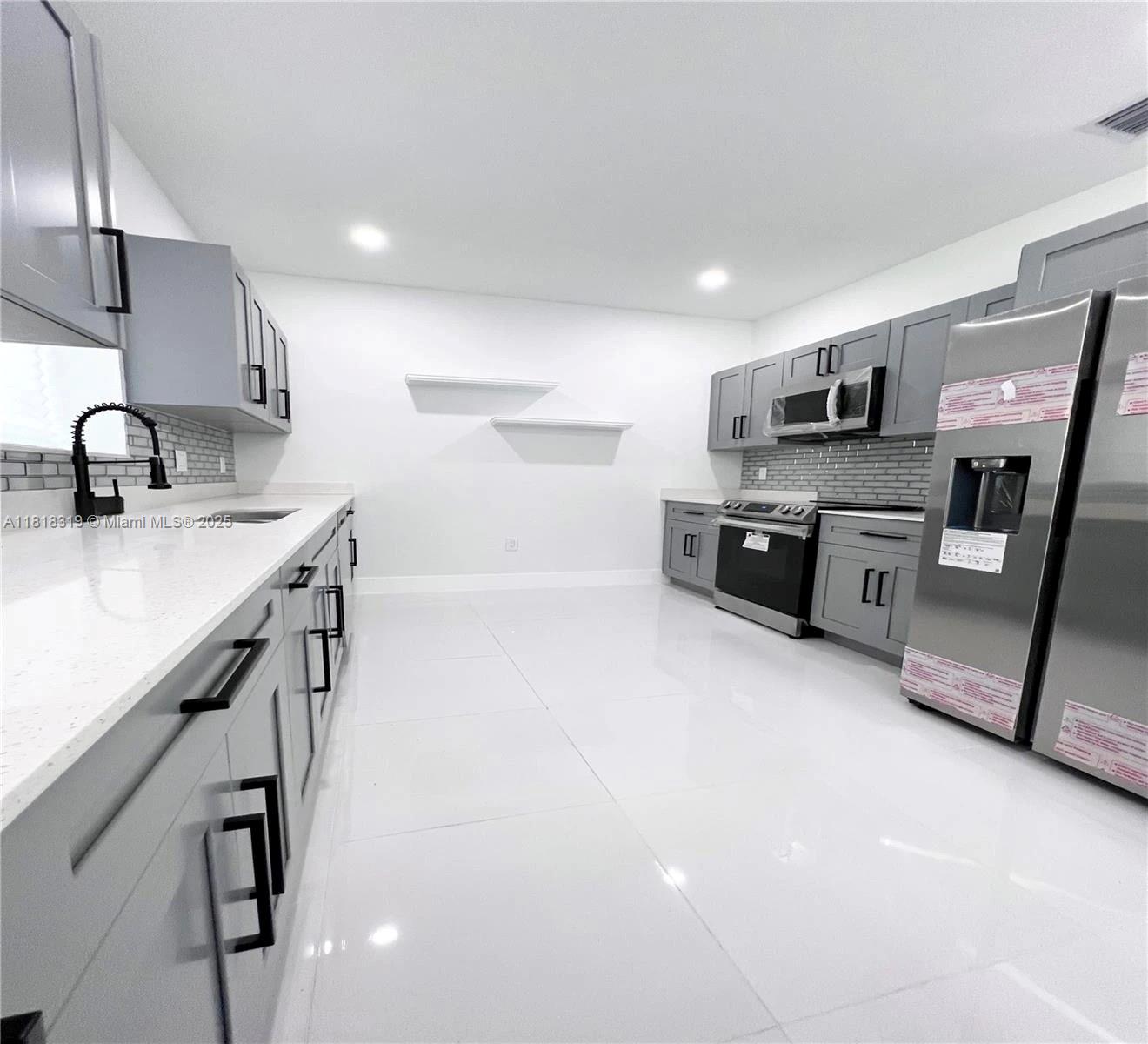 730 Alabama Ave, Fort Lauderdale, Florida image 19