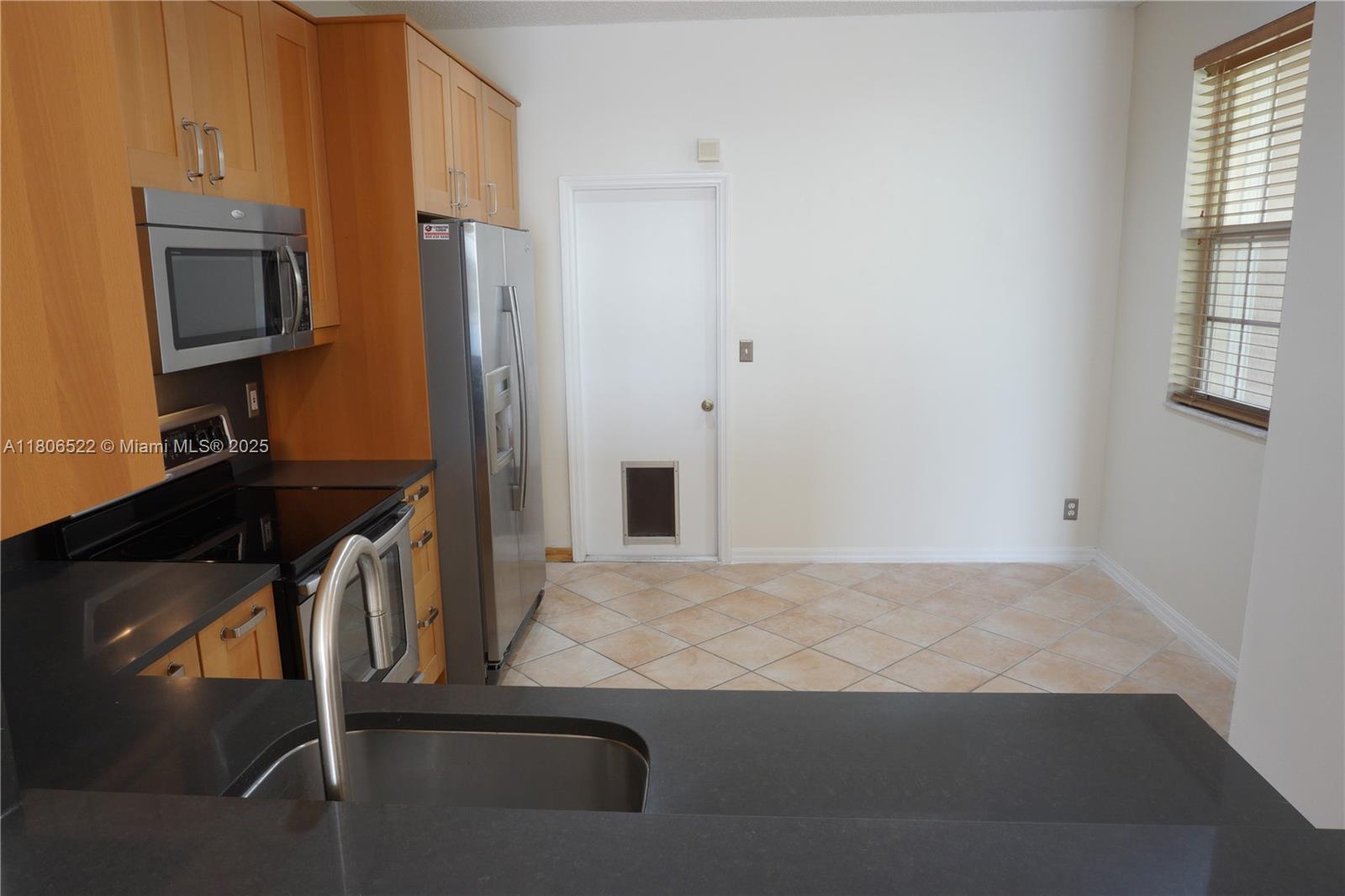 Property photo # 9