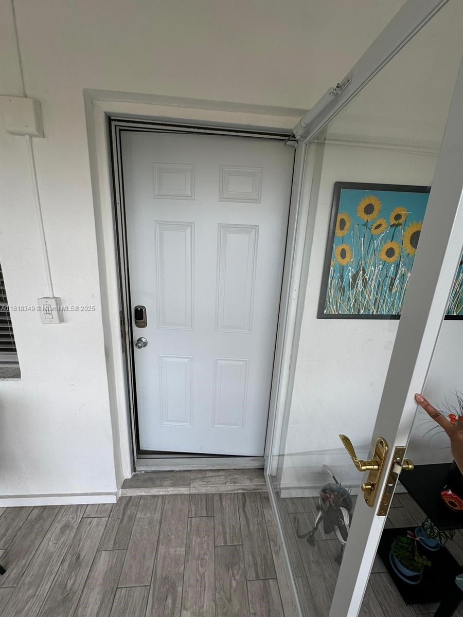 180 NE 12th Ave #17E, Hallandale Beach, Florida image 3